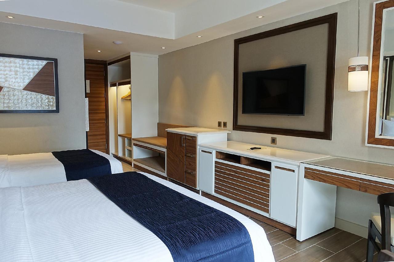 Henann Crystal Sands Resort Balabag  Екстер'єр фото
